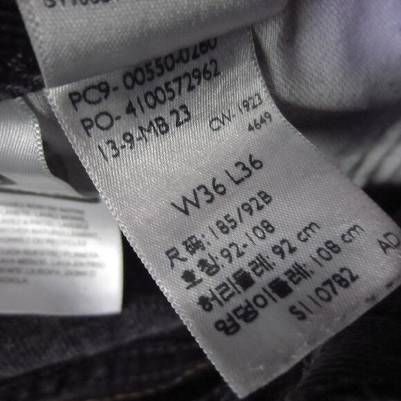 Levis 550 Jeans Mens 36x36 Black Relaxed Fit Tapered Leg Denim Zip Fly 5 Pocket - Picture 7 of 8